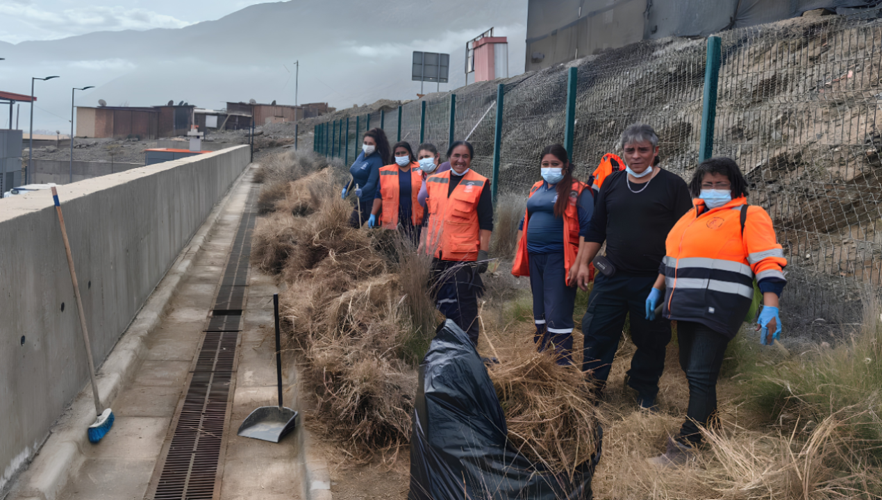 /trabajos-de-limpieza-y-seguridad-avanzan-en-paposo-ante-las-lluvias