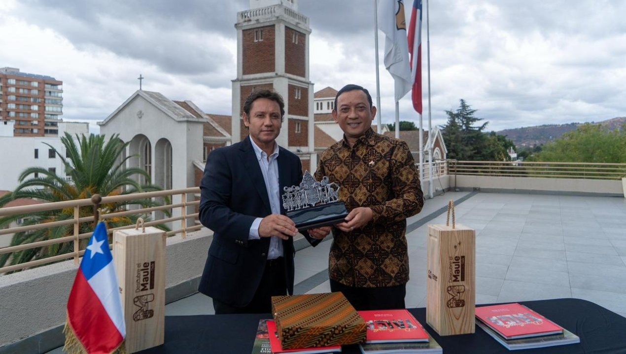 /gobernador-del-maule-fortalece-vinculos-con-indonesia