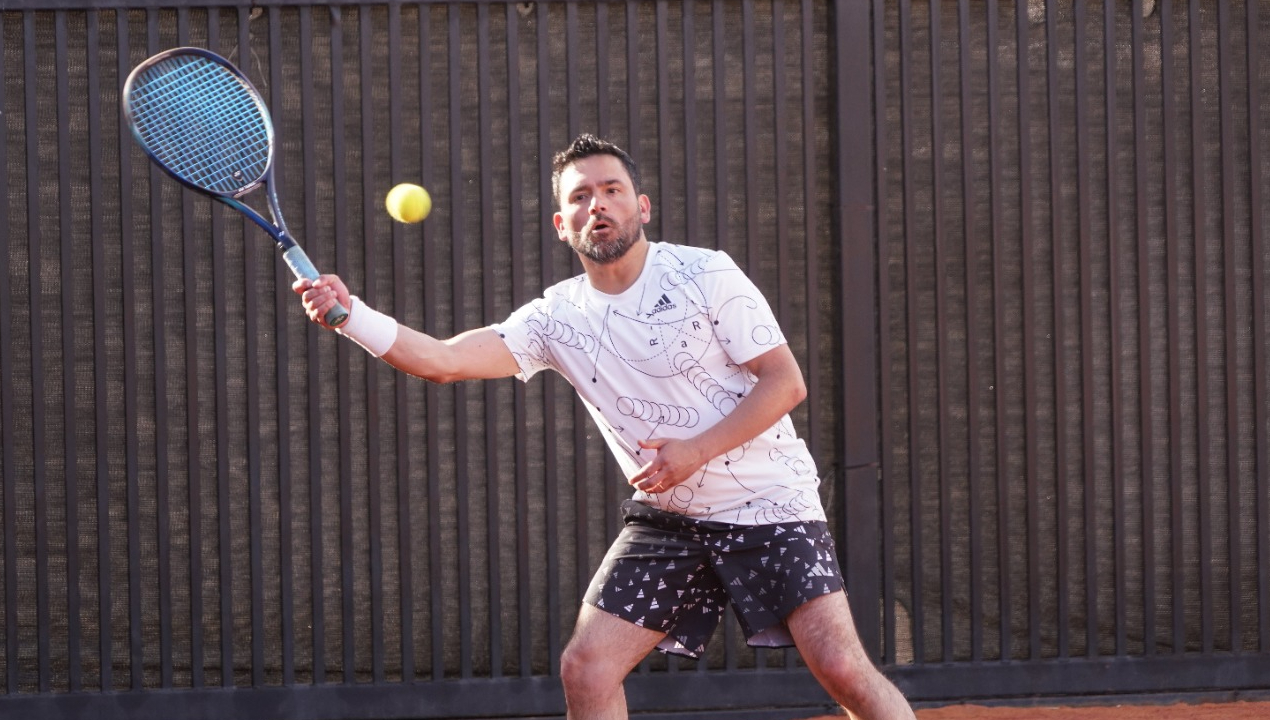 /escuela-municipal-de-tenis-y-mltc-disputan-primera-fecha-del-interclub