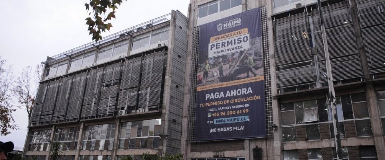 Impactante: Desmantelan mafia municipal que vendía licencias y patentes falsas en Maipú