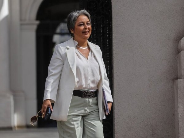 Janette Jara supera a Tohá según nueva encuesta