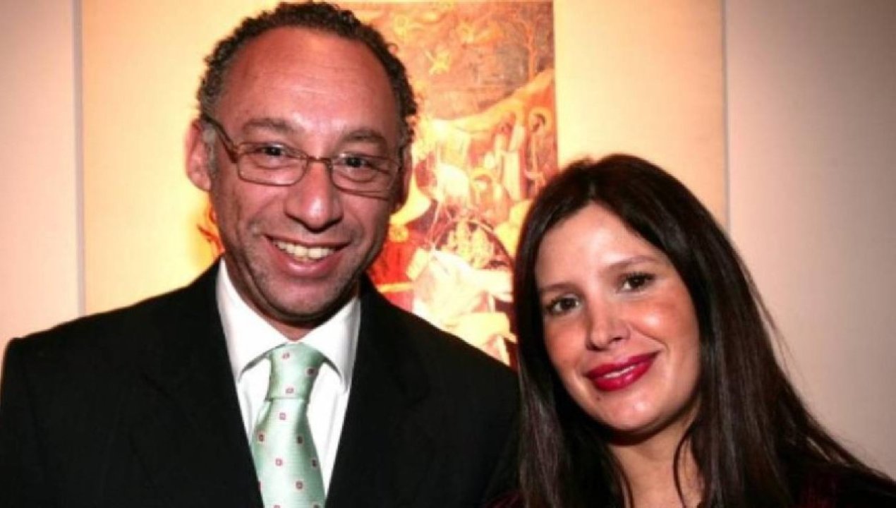 /plataforma-de-adultos-acusa-a-exesposa-de-mauricio-israel-de-hurto